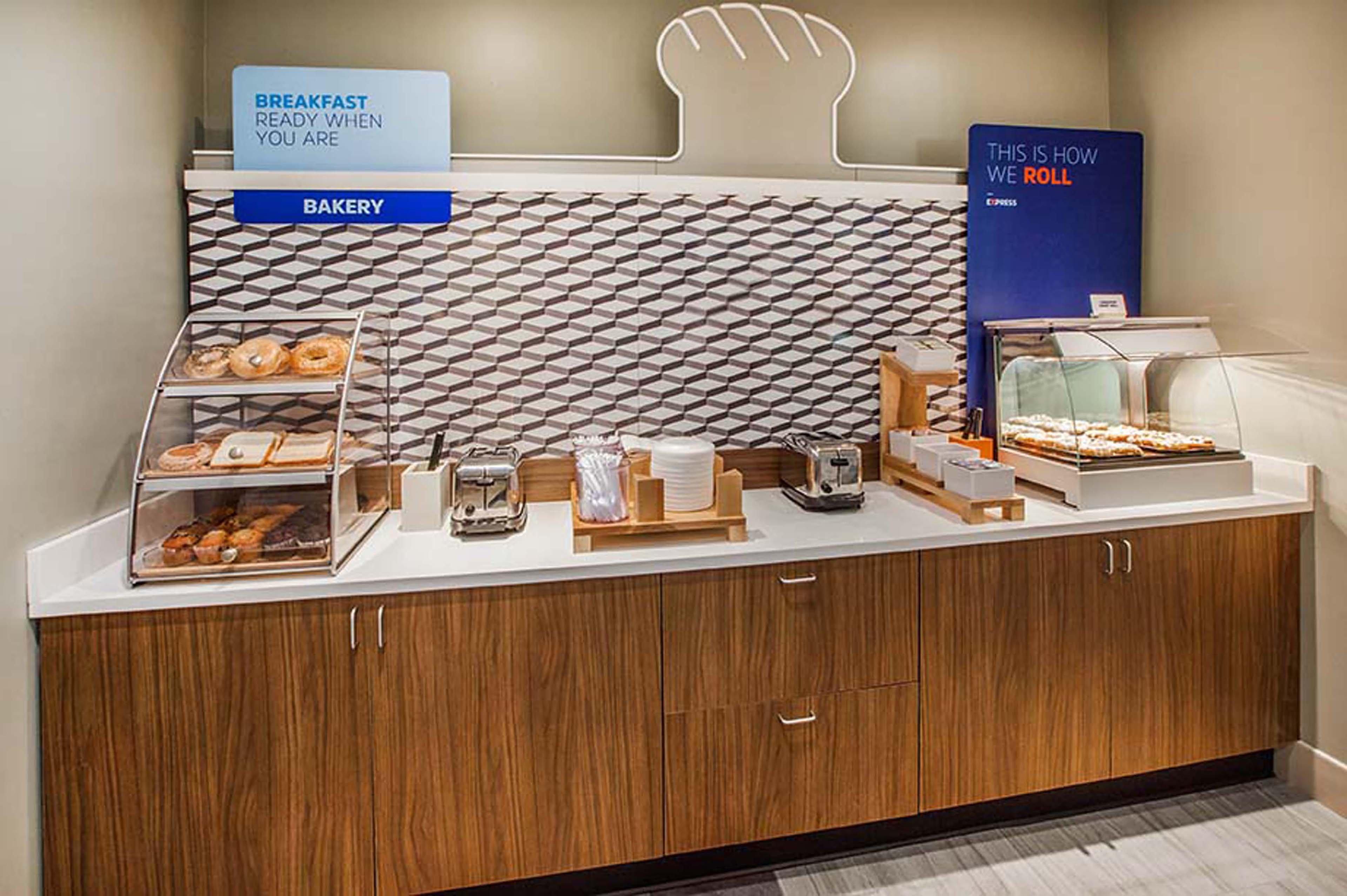 Holiday Inn Express Vincennes Dış mekan fotoğraf